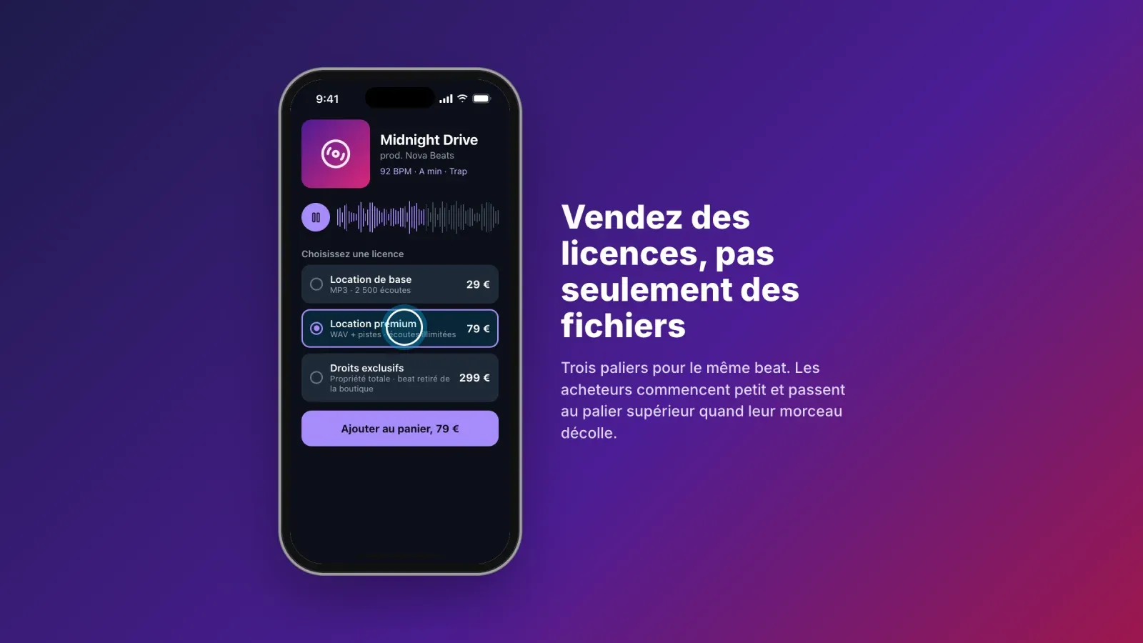 Une page de boutique de beats sur mobile avec une forme d'onde et trois paliers de licence pour le même beat, location de base à 29 €, location premium à 79 € et droits exclusifs à 299 €